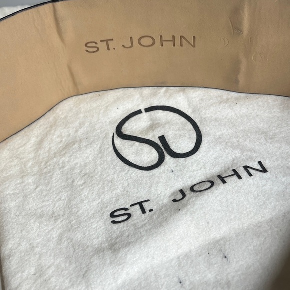 St. John Sz L 38” Wide Calf Leather Hip Waist Belt main image 4